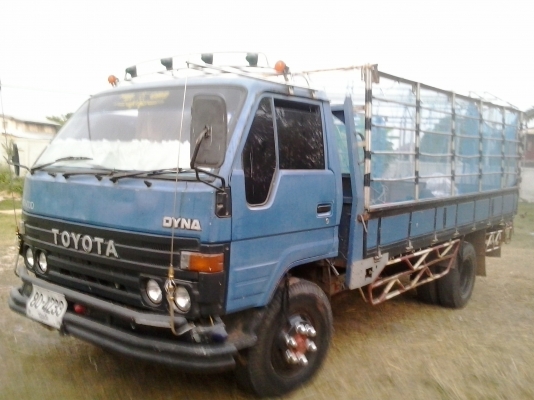 ขายหกล้อโตโยต้า3ใบพัดเครื่องฮีโน 117แรง  ลดราคาเหลือแค่ 340000