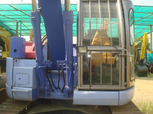 ละอองดาวแทรคเตอร์ ขาย รถขุดยี่ห้อ KOMATSU PC128 US-2 มือสองเก่าจากนอกสภาพดีราคาถูก พร้อมสำหรับการใช้งาน