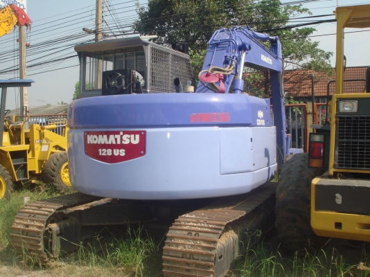 ละอองดาวแทรคเตอร์ ขาย รถขุดยี่ห้อ KOMATSU PC128 US-2 มือสองเก่าจากนอกสภาพดีราคาถูก พร้อมสำหรับการใช้งาน