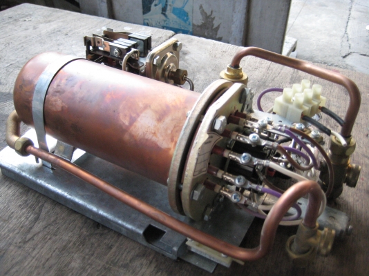 เครื่องทำน้ำอุ่นจากเยอรมัน เช็คโค้ด ตัวเป็นหมื่นแน่นอน เหลือไม่มากแล้ว.