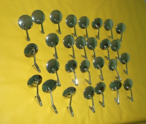 ขายกระจกแก้มดัทสัน 620  521 320 เเละมาสด้800 1000 1200 พร้อมรูปตัวอย่างรถตอนใส่ด้วยคับ