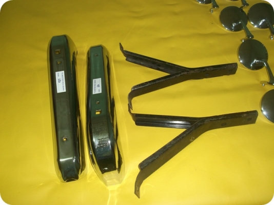 ขายกันชนหลังพร้อมขาของ ดัทสัน 620 521 จำนวน1 ชุด ขายกันชนหลังพร้อมขาของ ดัทสัน 620 521 จำนวน1 ชุด