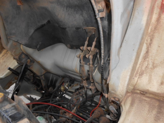 ขาย Hino Fc ซูปเปอร์เสี่ย 120 แรง ปี 39  กระจกไฟฟ้า  แอร์เย็น  พวงมาลัยเพาเวอร์