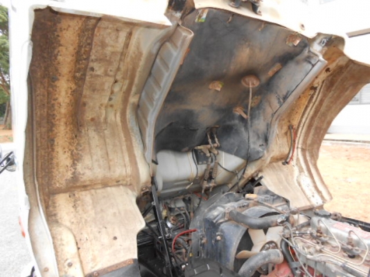 ขาย Hino Fc ซูปเปอร์เสี่ย 120 แรง ปี 39  กระจกไฟฟ้า  แอร์เย็น  พวงมาลัยเพาเวอร์