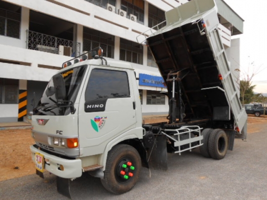 ขาย Hino Fc ซูปเปอร์เสี่ย 120 แรง ปี 39  กระจกไฟฟ้า  แอร์เย็น  พวงมาลัยเพาเวอร์