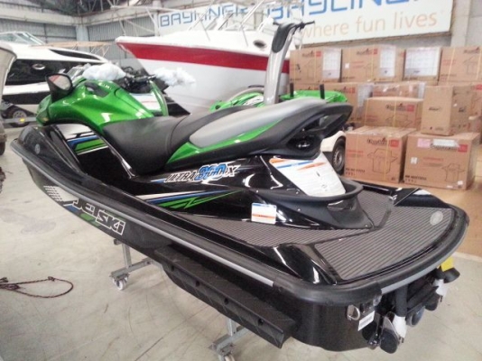 ++ขายเจ็ทสกีใหม่ KAWASAKI ULTRA 300 X ปี 2012 พร้อมประกันจากบริษัทที่น่าเชื่อถือ++ ++ขายเจ็ทสกีใหม่ KAWASAKI ULTRA 300 X ปี 2012 พร้อมประกันจากบริษัทที่น่าเชื่อถือ++