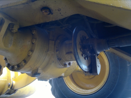 ขายรถตัก KOMATSU 510 SN:16069 ปี1982 ,7678ชม.รถนอกนำเข้า มาถึงไทยแล้วครับ สภาพดี มากๆๆๆ ติดต่อ มานะ 085-9049669