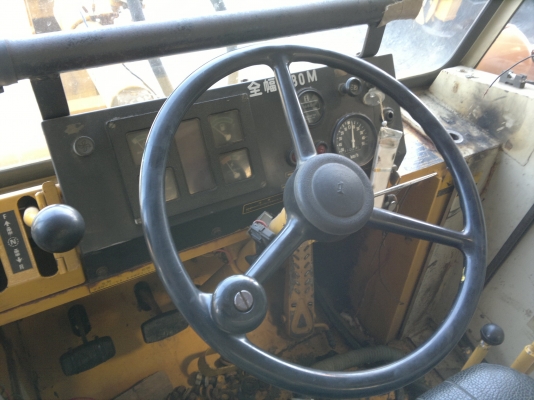 ขายรถตัก KOMATSU 510 SN:16069 ปี1982 ,7678ชม.รถนอกนำเข้า มาถึงไทยแล้วครับ สภาพดี มากๆๆๆ ติดต่อ มานะ 085-9049669