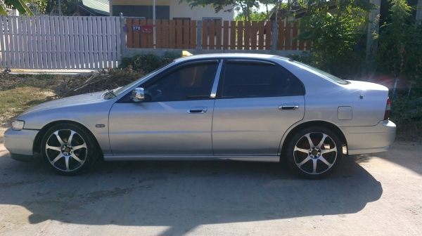 HONDA ACCORD ราคา 198000 เจ้าของขายเอง