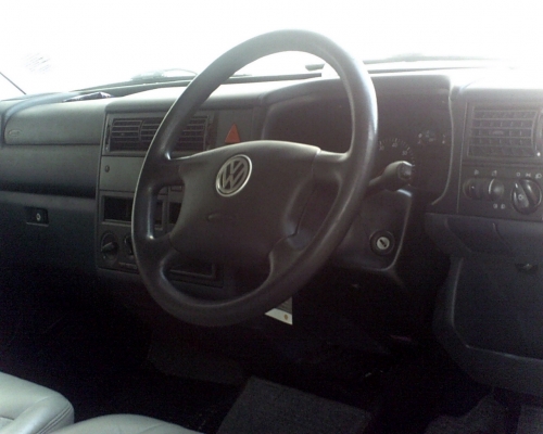 รถตู้ VOLKSWAGEN CARAVELLE ปลายปี2002 รถผู้บริหาร