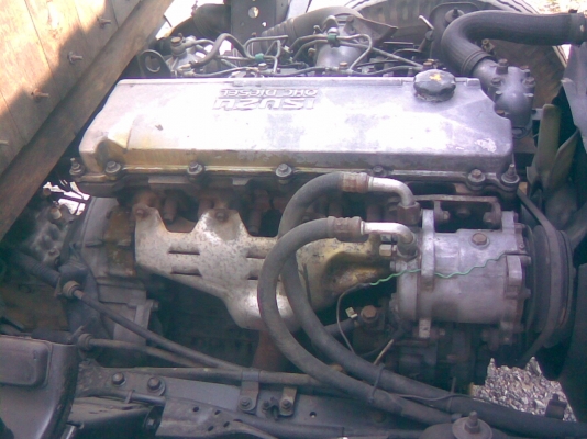 6 ล้อ NPR 120 แรงม้า *ยาว 5.00 ม.* ปี.40 * รถสวยเดิม ๆ รถห้างแท้