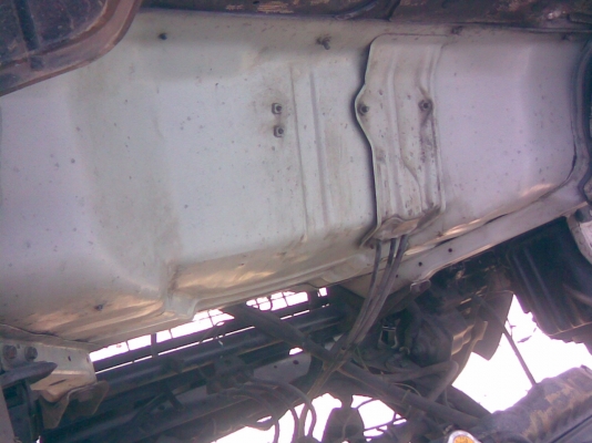 6 ล้อ NPR 120 แรงม้า *ยาว 5.00 ม.* ปี.40 * รถสวยเดิม ๆ รถห้างแท้