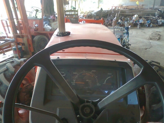 รถไถ KUBOTA M9000 รถสวย พร้อมใช้งาน มีทะเบียนครบ แถมฟรี ใบดันหน้า และผาน 3