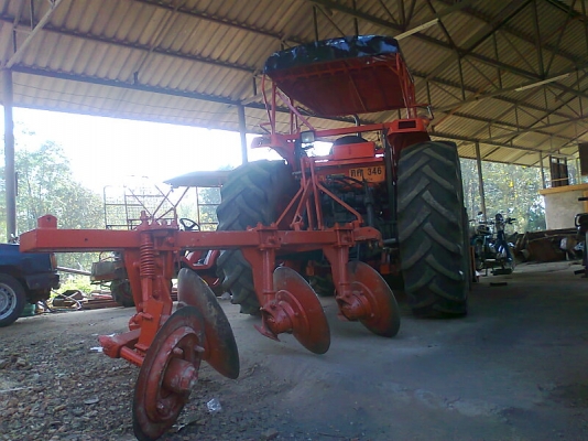 รถไถ KUBOTA M9000 รถสวย พร้อมใช้งาน มีทะเบียนครบ แถมฟรี ใบดันหน้า และผาน 3