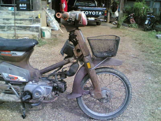 ขายC700cdi(ม่วง) Noเล่มออกใบซื้อขายให้เครื่องดีอะไหร่ต้องเก็บ ขาย 4000 บาท