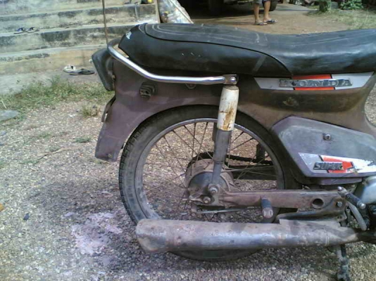 ขายC700cdi(ม่วง) Noเล่มออกใบซื้อขายให้เครื่องดีอะไหร่ต้องเก็บ ขาย 4000 บาท