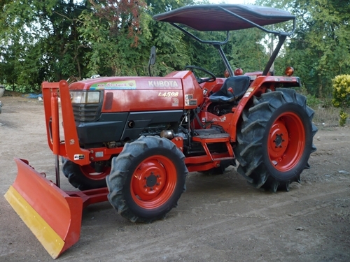 ขายรถไถ KUBOTA L4508 ระบบ 4 WD พร้อมใบมีดดันดิน