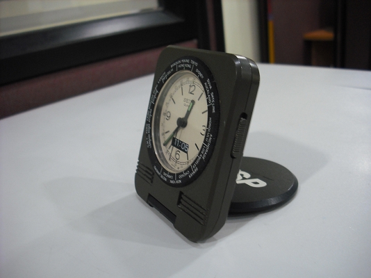 นาฬิกา SEIKO แบบคลาสิก บอกเวลาทั่วโลก Made in Japan
