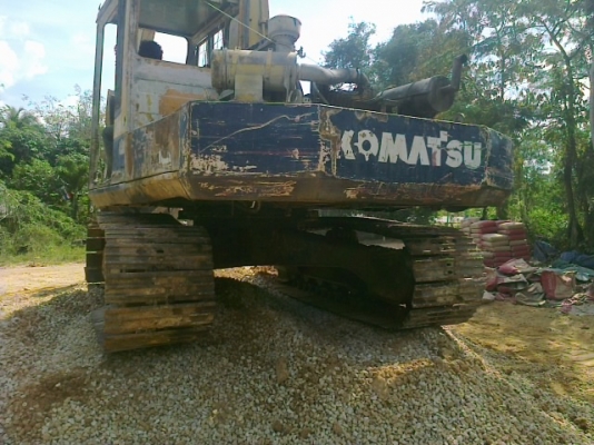 ขายรถแบคโฮ KOMATSU PC120-3 เครื่องดีปั้มดี เอวแน่น บอดี้ไม่ค่อยสวยช่วงล่างเต็ม