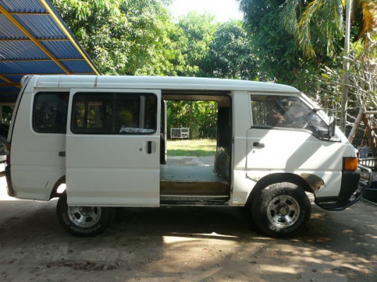 ขายรถตู้L300 โฟร์วิลล์ 1995(ขายแล้วครับ)