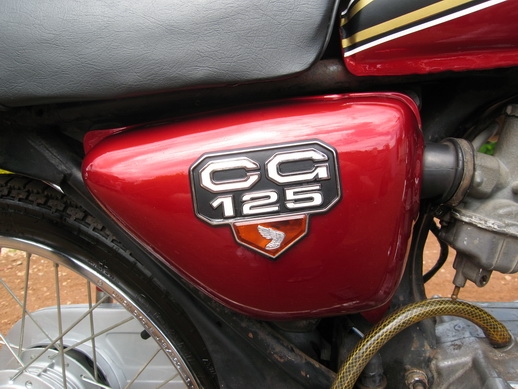 ขายรถ Honda CG125cc. เดิมๆ   มีทะเบียน ตามสภาพพร้อมใช้งาน