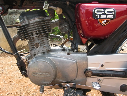 ขายรถ Honda CG125cc. เดิมๆ   มีทะเบียน ตามสภาพพร้อมใช้งาน