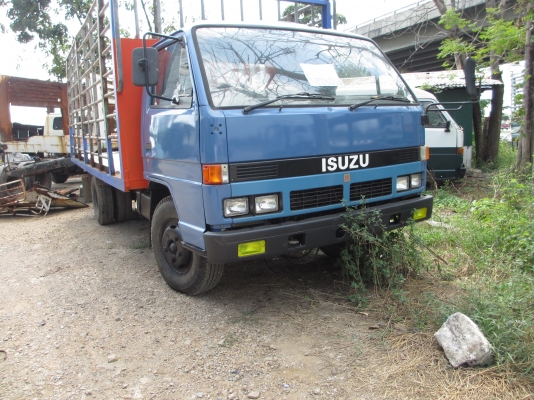 ขาย NPR ยาว 5 เมตรเครื่อง110แรง สภาพสวย