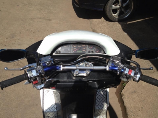 ขออภัยครับ ขาย/แลกบิ๊กสกุตเตอร์250 สวยขาวอวบๆ ขออภัยครับ ขาย/แลกบิ๊กสกุตเตอร์250 สวยขาวอวบๆ