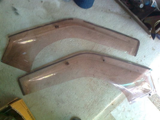 ชีลข้างประตู isuzu