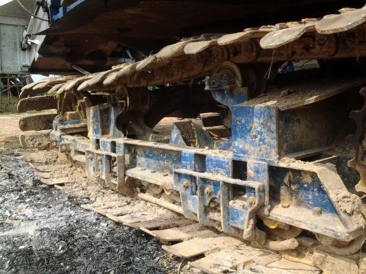 รถเกี่ยวใหญ่อุ้ม 2.9ตัน เครื่อง210 แรง ตัวเดินไดกิ้น22 ปั้มไดกิ้น พร้อมใช้