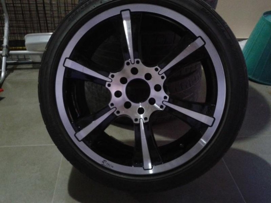 ล้อแม็ค17นิ้ว พร้อมยาง 4รู100/114 ส่งฟรี ล้อแม็ค17นิ้ว พร้อมยาง 4รู100/114 ส่งฟรี