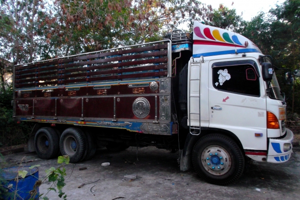 ขายด่วนรถสิบล้อHINOMAGAFL1JเครืองJ08C220แรงม้าปี47