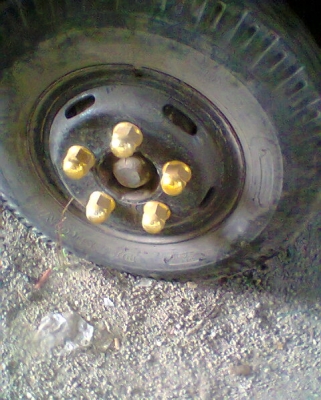 ต้องการขาย6ล้อ