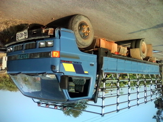 ต้องการขาย6ล้อ