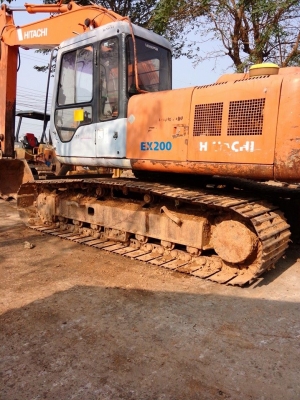 รถแบคโฮ EX 200 - 2  เครื่อง 6BD เทอร์โบ รถสวยบาง ช่วงล่างสวย ใบแทรก 80