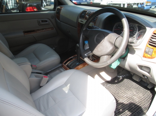 ขาย Isuzu Mu-7 Limited 3.0DDI i-TEQ AT ปี06.