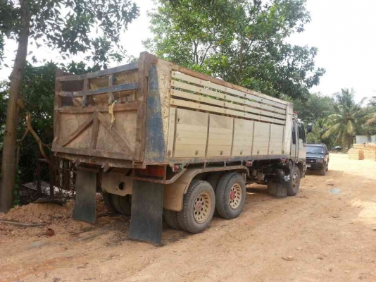 ขายสิบล้อ FM195