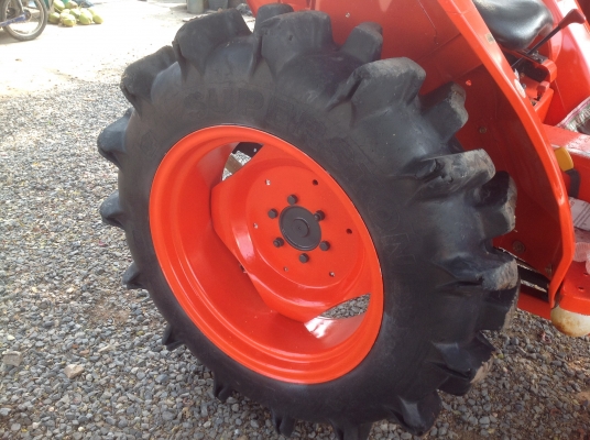 ปัญญาแทรคเตอร์มาแล้ว...จัดมาให้ครับ คูโบต้า L3408 ใบมีดคานบน ผาน6x22 เล่มทะเบียนพร้อม จัดส่ง จ.ชัยภูมิ