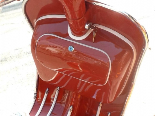 Ya vespa shop ขาย vespa สั่งจองทำสี 45000 สีเงาไม่สาดสี Ya vespa shop ขาย vespa สั่งจองทำสี 45000 สีเงาไม่สาดสี