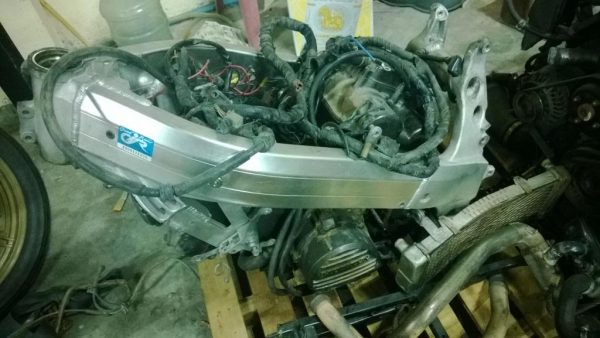 ระเบิด NC30, โช้คหน้า Ducati, ท่อตะแกรง zx