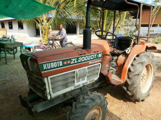 ปัญญาแทรคเตอร์มาแล้ว...จัดมาให้ครับ คูโบต้า L 2002 DT พวงมาลัยเพาเวอร์