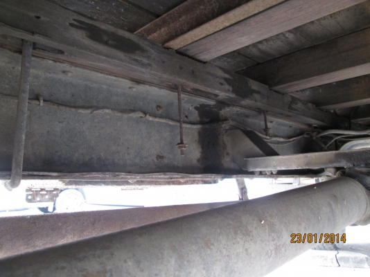 ISUZU-ร๊อคกี้-6BD1-6,50เมตร-รถห้าง---ราคา400,000,---