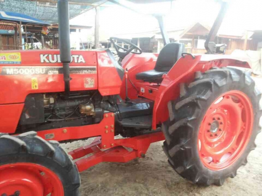 ปัญญาแทรคเตอร์มาแล้ว...จัดมาให้ครับ คูโบต้า M 5000 SU พร้อม ใบมีดคานล่าง เล่มทะเบียนพร้อมครับ