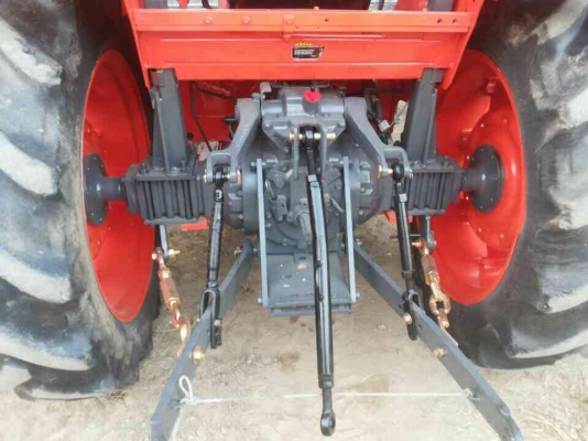 ปัญญาแทรคเตอร์มาแล้ว...จัดมาให้ครับ คูโบต้า M 5000 SU พร้อม ใบมีดคานล่าง เล่มทะเบียนพร้อมครับ