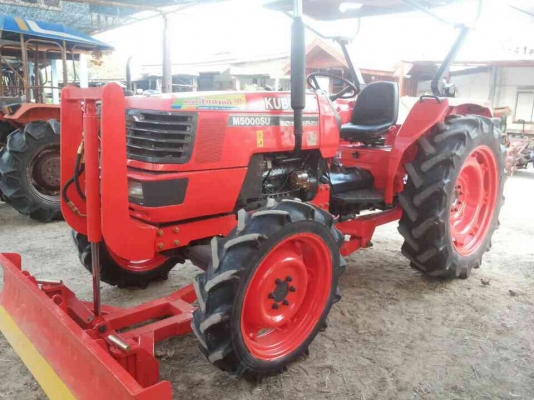 ปัญญาแทรคเตอร์มาแล้ว...จัดมาให้ครับ คูโบต้า M 5000 SU พร้อม ใบมีดคานล่าง เล่มทะเบียนพร้อมครับ