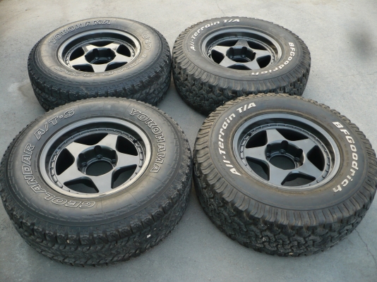 แม็ก"8x16"พร้อมยาง265/70R16