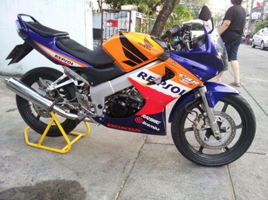 ขาย CBR 150 สวยๆ ราคา 26,500 บาท ราคาต่อรองได้ ส่งได้ทั่วไทย