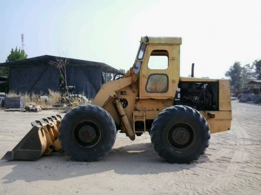 รถตัก TCM 25 STD เช็คใหม่ พร้อมใช้ มีอินวอยซ์