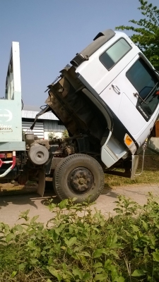 ขายเทลเลอบรรทุกรถเกี่ยวhino เครื่องho7d195 สองเพลามีdl