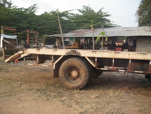 6 ล้อ รถหางปลา